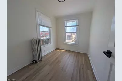 244 Spring St, Newton, NJ 07860 - Photo 8