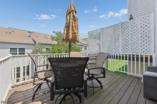 8 Yorktown Ln, Totowa, NJ 07512 - Photo 12