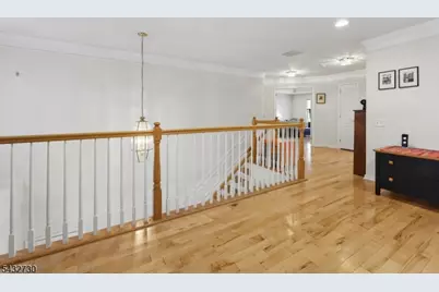 8 Yorktown Ln, Totowa, NJ 07512 - Photo 24