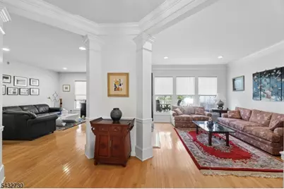 8 Yorktown Ln, Totowa, NJ 07512 - Photo 14
