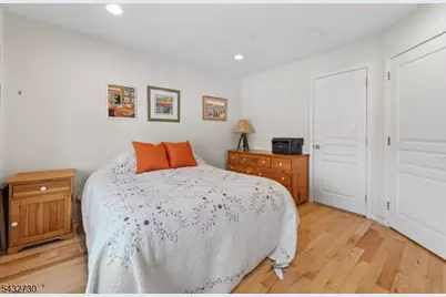 8 Yorktown Ln, Totowa, NJ 07512 - Photo 36