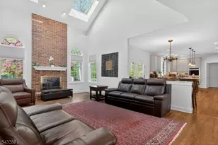 18 Downingtown Ct, Warren Township, NJ 07059 - Photo 10