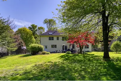 18 Downingtown Ct, Warren Township, NJ 07059 - Photo 8