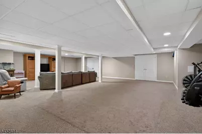18 Downingtown Ct, Warren Township, NJ 07059 - Photo 14