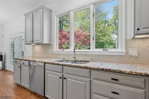 18 Downingtown Ct, Warren Township, NJ 07059 - Photo 34