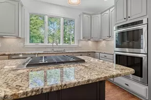 18 Downingtown Ct, Warren Township, NJ 07059 - Photo 36