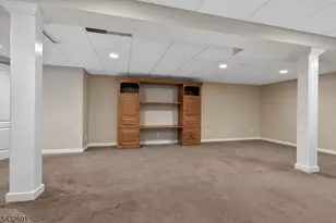 18 Downingtown Ct, Warren Township, NJ 07059 - Photo 22