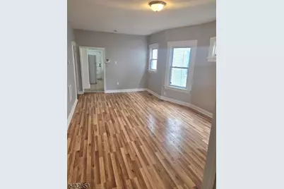 21 Davis Ave #1, East Orange, NJ 07017 - Photo 4