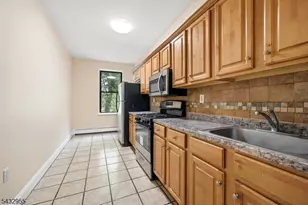 5 Pomona Ave, Newark, NJ 07112 - Photo 6
