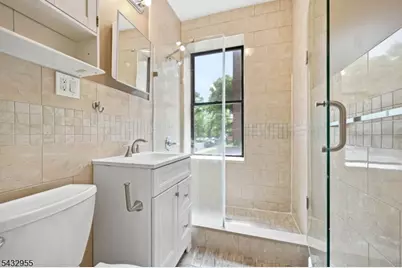 5 Pomona Ave #2C, Newark, NJ 07112 - Photo 16