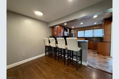 311 Tall Oak Ln, Hillsborough Township, NJ 08844 - Photo 8