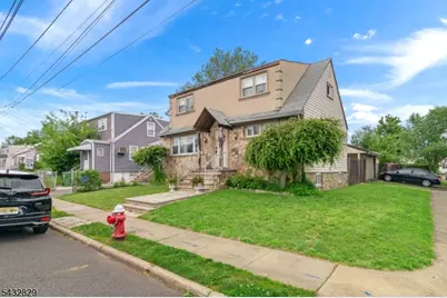 200 Bradford Ave, Linden, NJ 07036 - Photo 2