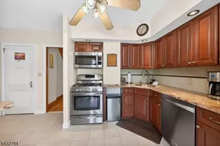 135 Warren Ave, Roselle Park, NJ 07204 - Photo 14