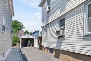 135 Warren Ave, Roselle Park, NJ 07204 - Photo 8