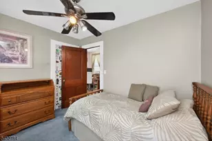 135 Warren Ave, Roselle Park, NJ 07204 - Photo 20