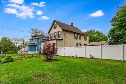 11 Alps Rd, Wayne, NJ 07470 - Photo 24