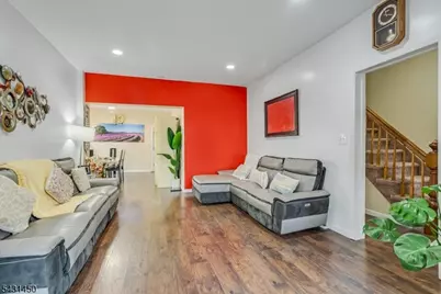 11 Alps Rd, Wayne, NJ 07470 - Photo 8