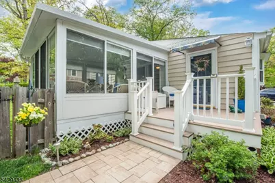 46 E Shore Rd, Jefferson Township, NJ 07849 - Photo 2