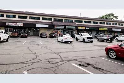 446 Chamberlain Ave, Paterson, NJ 07522 - Photo 2