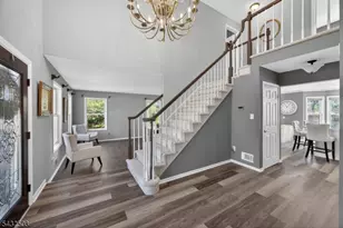 22 Lauren Ln, Vernon Twp., NJ 07461 - Photo 4