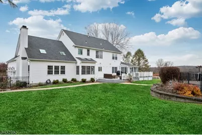 6 Fieldcrest Dr, Mount Olive, NJ 07828 - Photo 40