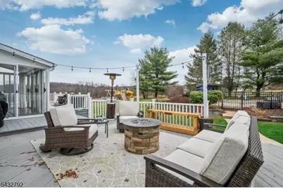 6 Fieldcrest Dr, Mount Olive, NJ 07828 - Photo 44