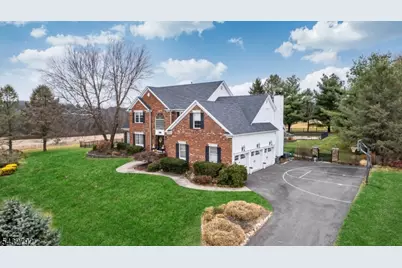 6 Fieldcrest Dr, Mount Olive, NJ 07828 - Photo 2
