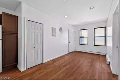 294 Governor St, Paterson, NJ 07501 - Photo 4