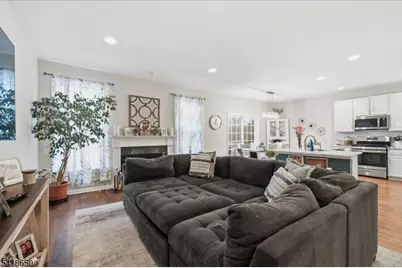 45 La Costa Dr, Clinton Township, NJ 08801 - Photo 6