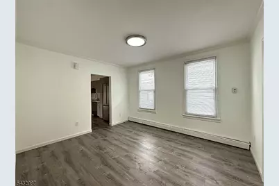 189 William St, Belleville, NJ 07109 - Photo 2