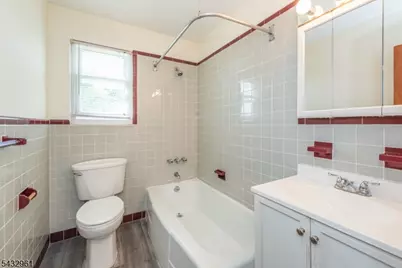 284 Claremont Ave #A3, Verona, NJ 07044 - Photo 16