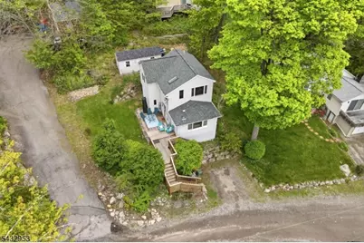 48 Goldfinch Ln, West Milford, NJ 07421 - Photo 26