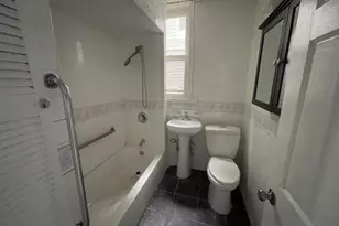 8 Treacy Ave, Newark, NJ 07108 - Photo 6