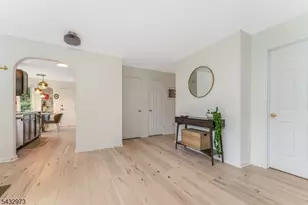 242 Laurel Ct, Readington, NJ 08889 - Photo 6