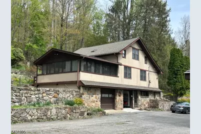 330 W Baldwin St, Hackettstown, NJ 07840 - Photo 2