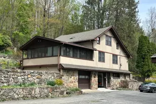 330 W Baldwin St, Hackettstown, NJ 07840 - Photo 2