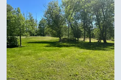 330 W Baldwin St, Hackettstown, NJ 07840 - Photo 4