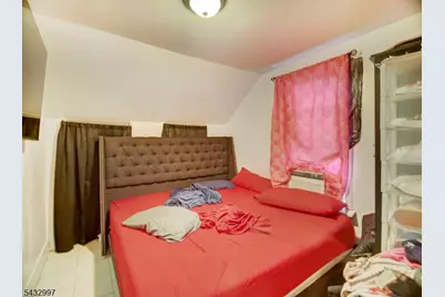 426 E 18th St, Paterson, NJ 07524 - Photo 16