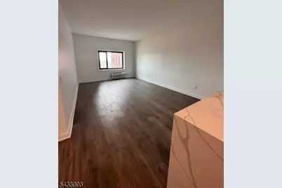 1 Carriage City Plz, Rahway, NJ 07065 - Photo 2