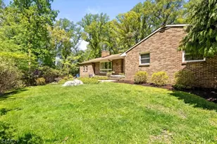 98 Snydertown Rd, East Amwell Township, NJ 08525 - Photo 4