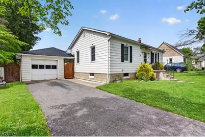 515 Lynda Rd, Lopatcong Township, NJ 08865 - Photo 2