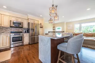 3 Knoll Rd, Fairfield, NJ 07004 - Photo 12