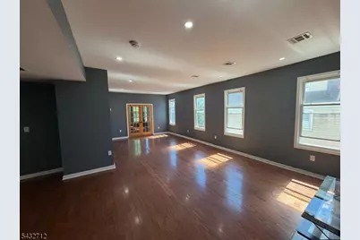 166 Renner Ave #2, Newark, NJ 07112 - Photo 6