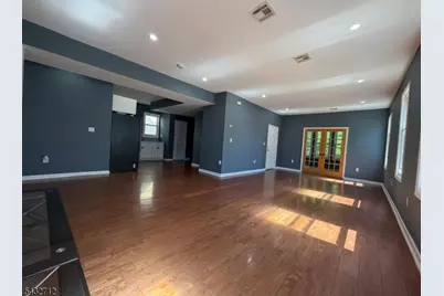 166 Renner Ave #2, Newark, NJ 07112 - Photo 8