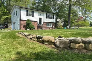 19 Circle Dr, West Milford, NJ 07438 - Photo 2