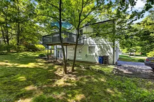 19 Circle Dr, West Milford, NJ 07438 - Photo 34