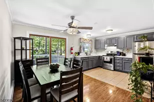 19 Circle Dr, West Milford, NJ 07438 - Photo 4