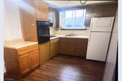 490 Union Ave #B2, Rutherford, NJ 07070 - Photo 4