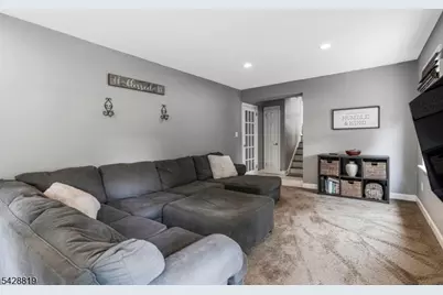11 Manchester Dr, Hanover Township, NJ 07981 - Photo 24