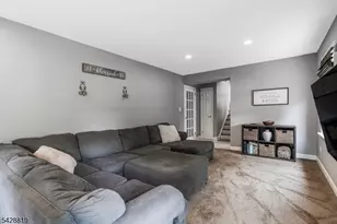11 Manchester Dr, Hanover Township, NJ 07981 - Photo 24
